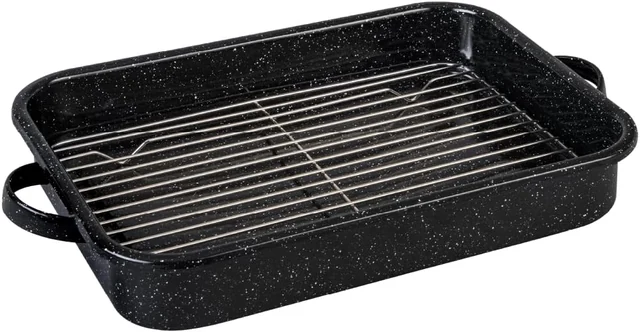 Open rectangular roasting pan with flat rack